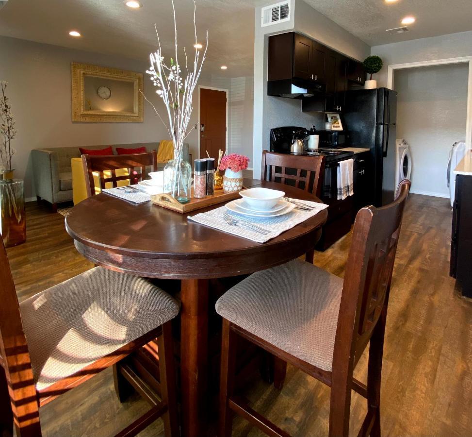 Evie's Campus-close 2 bedroom luxury Oklahoma City Extérieur photo
